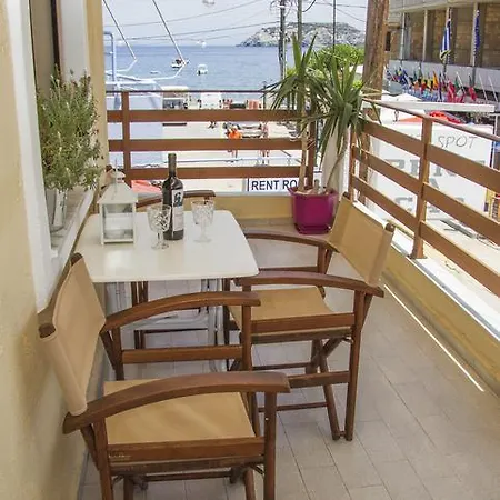 Zorbas Hotel & Apartments * Agia Pelagia